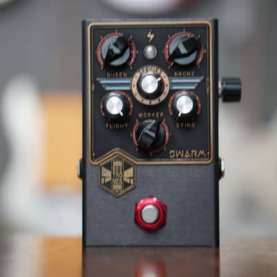 Used Beetronics FX SWARM Effect Pedal | Guitar Center | BEETRONICS