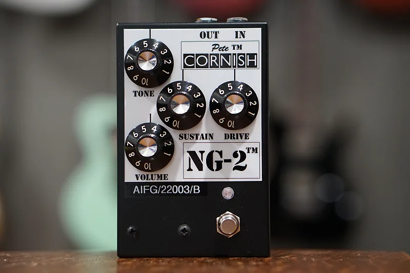 ギター Pete Cornish ST-2 Battery Free Cornish ST-2 - CR Guitars