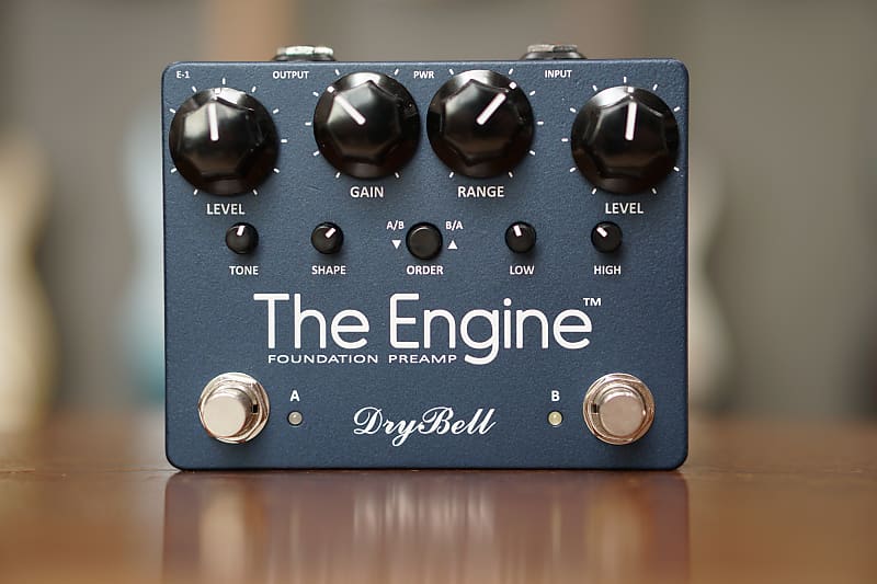the engine pedal Drybell The Engine Preamp Overdrive