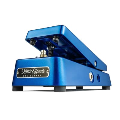 Xotic XW-2 Wah Limited Metallic Blue