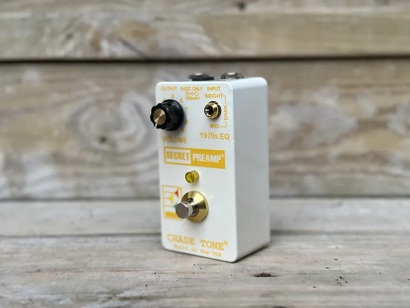 Chase Tone Secret Preamp Limited Edition Pearl White / 70's Gold