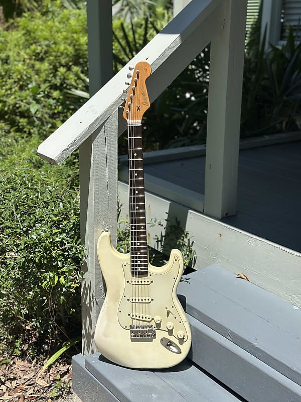 Danocaster Double Cut