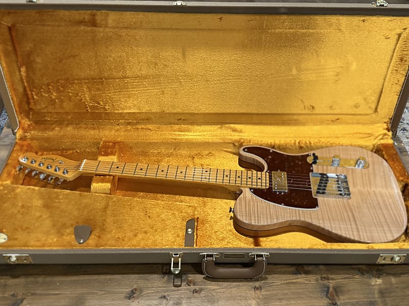 Fender Rarities Series Flame Maple Top Chambered Telecaster