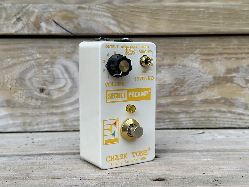Chase Tone Secret Preamp Limited Edition Pearl White / 70's Gold
