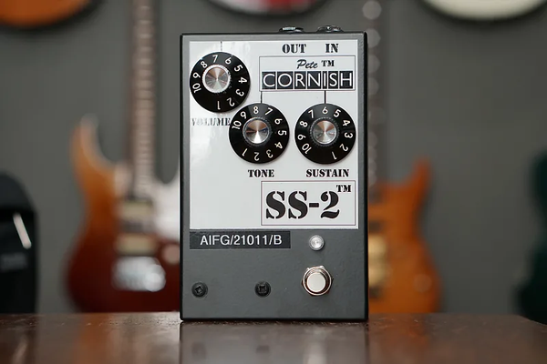 Pete Cornish Duplex SS-2 / P-2 – Tonefest Guitar Gallery